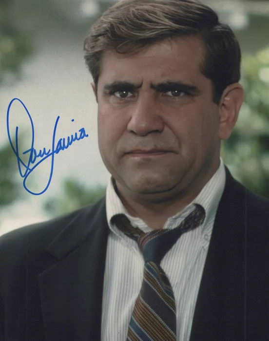 Dan Lauria autograph