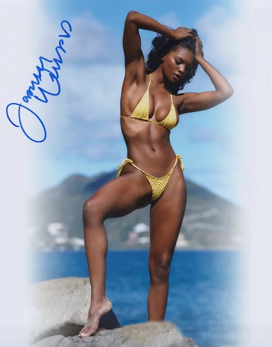 Jasmyn Wilkins autograph