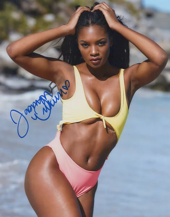 Jasmyn Wilkins autograph