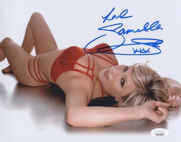 Samantha Fox autograph