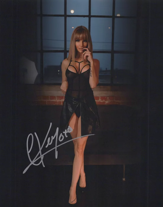 Cassaundra Kelly autograph