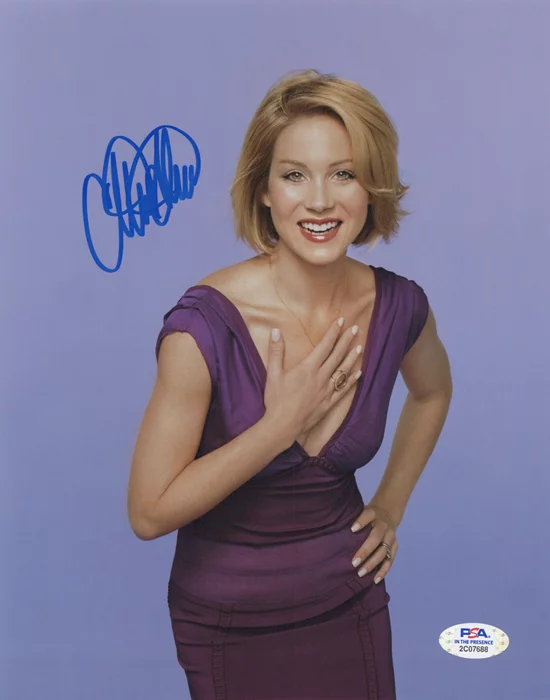 Christina Applegate autograph