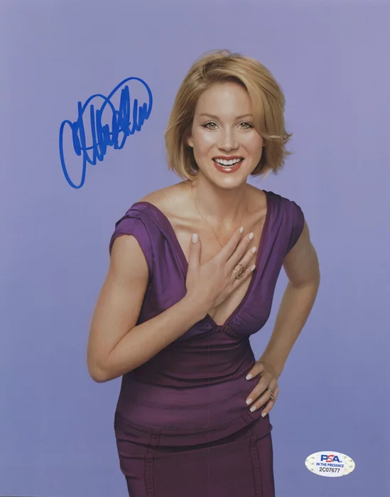 Christina Applegate autograph