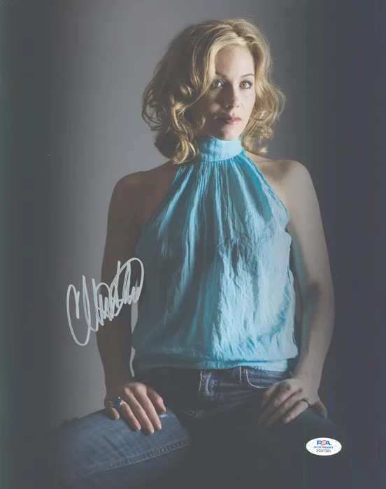 Christina Applegate autograph