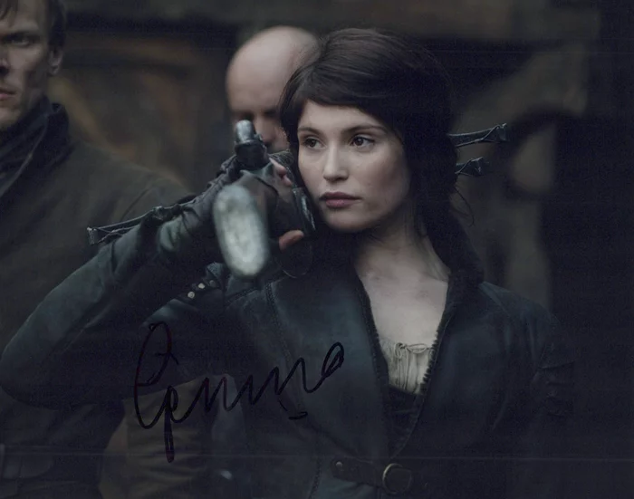 Gemma Arterton autograph