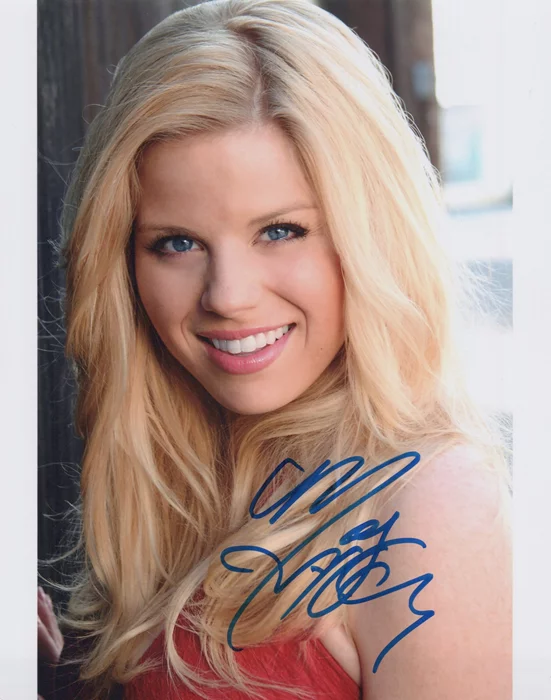 Megan Hilty autograph