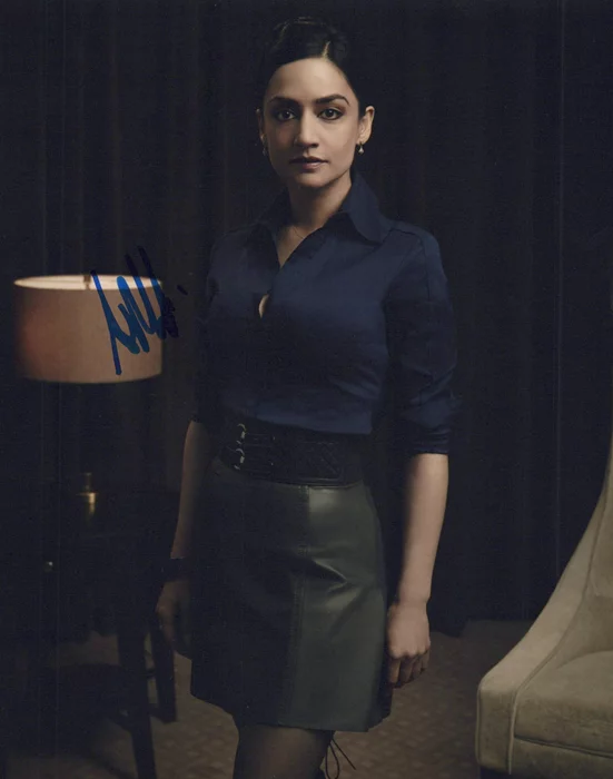Archie  Panjabi autograph