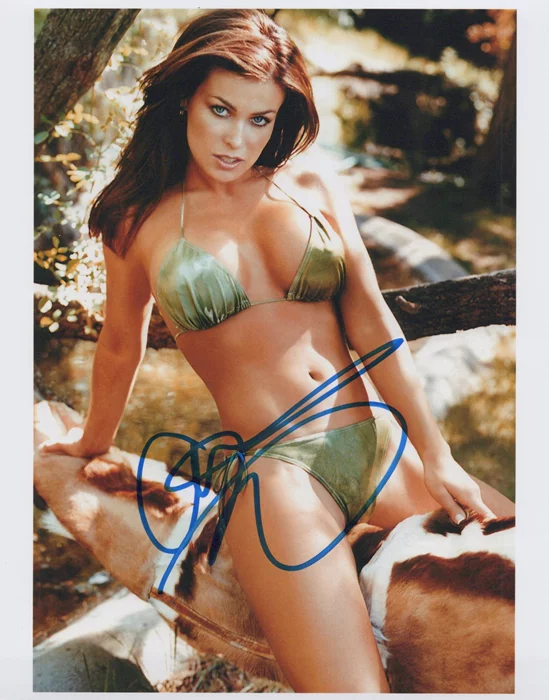 Carmen Electra autograph