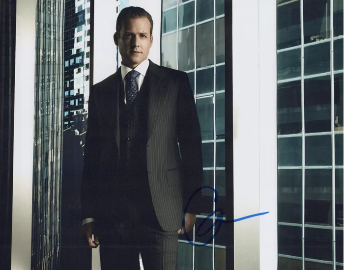 Gabriel Macht autograph