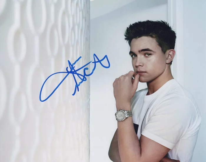Jesse McCartney autograph