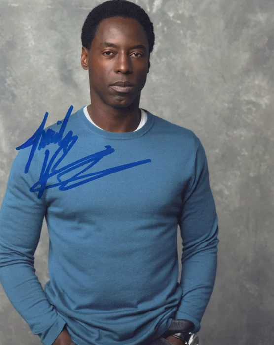 Isaiah Washington autograph