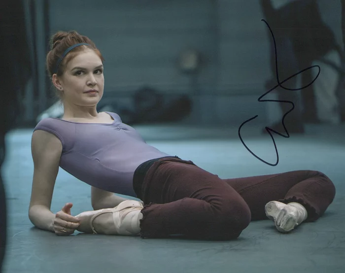 Emily Tyra autograph