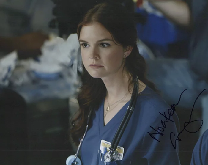Emily Tyra autograph