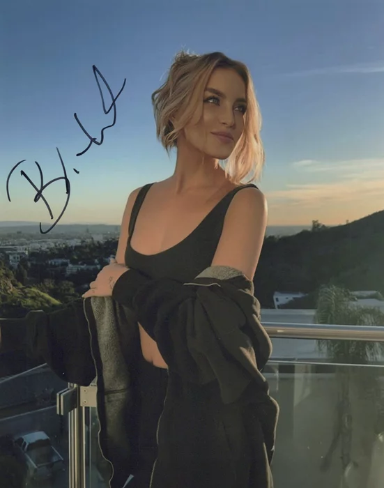 Blair Woods autograph