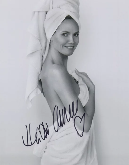 Heidi Klum autograph