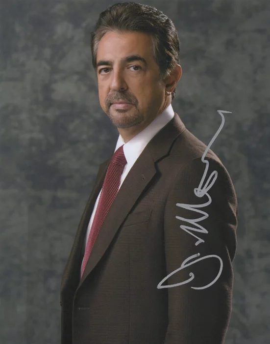 Joe Mantegna autograph
