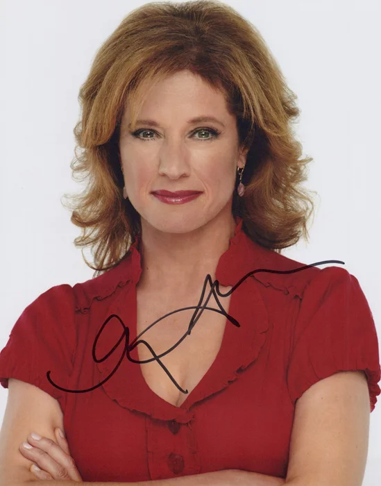 Nancy Travis autograph