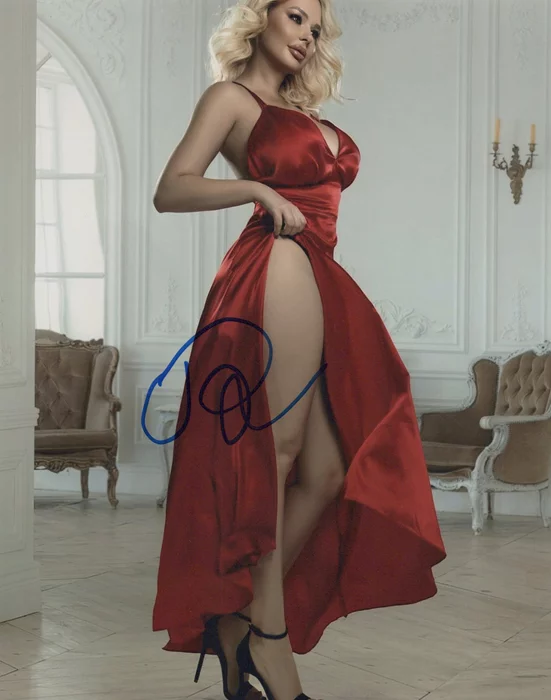 Julia Brin autograph