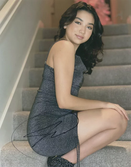 Julia Garcia autograph