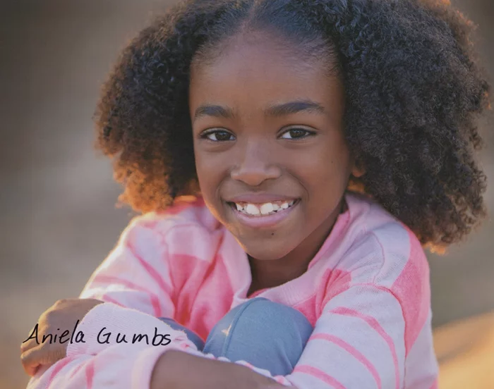 Aniela Gumbs autograph