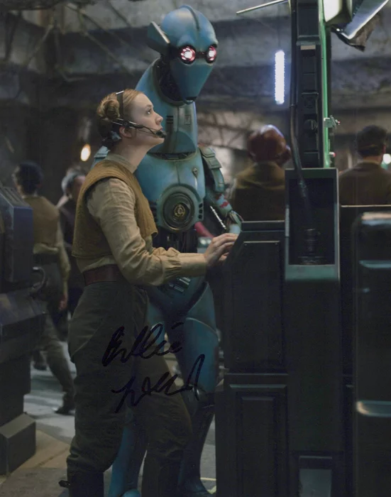 Billie Lourd autograph