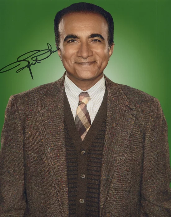 Iqbal Theba autograph