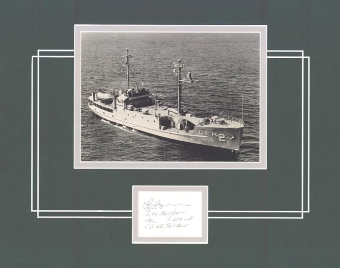 Lloyd Bucher autograph