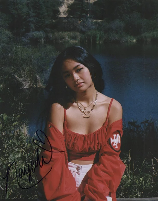 Nayah Damasen autograph