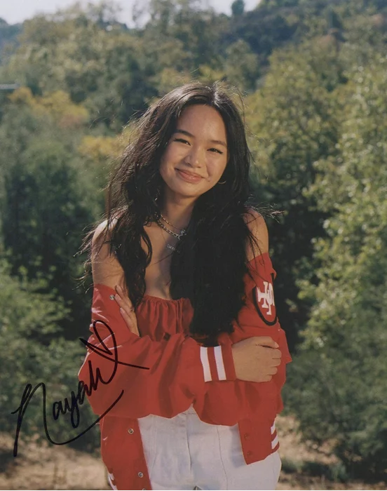 Nayah Damasen autograph