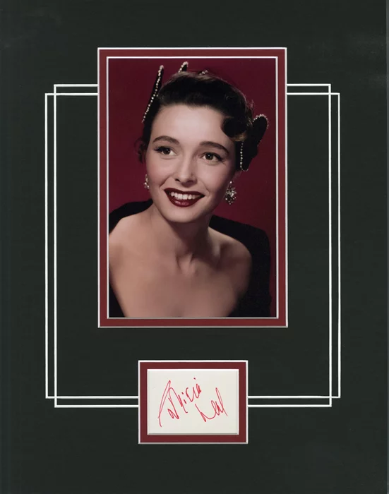 Patricia Neal autograph
