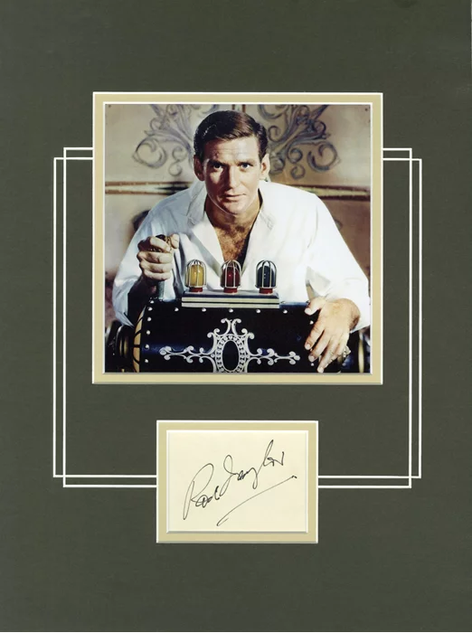 Rod Taylor autograph