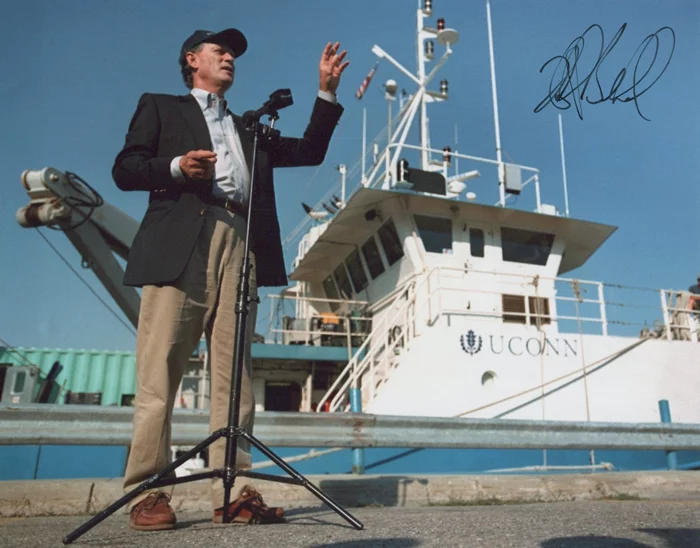 Robert Ballard autograph