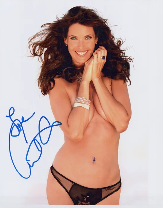 Carol Alt autograph