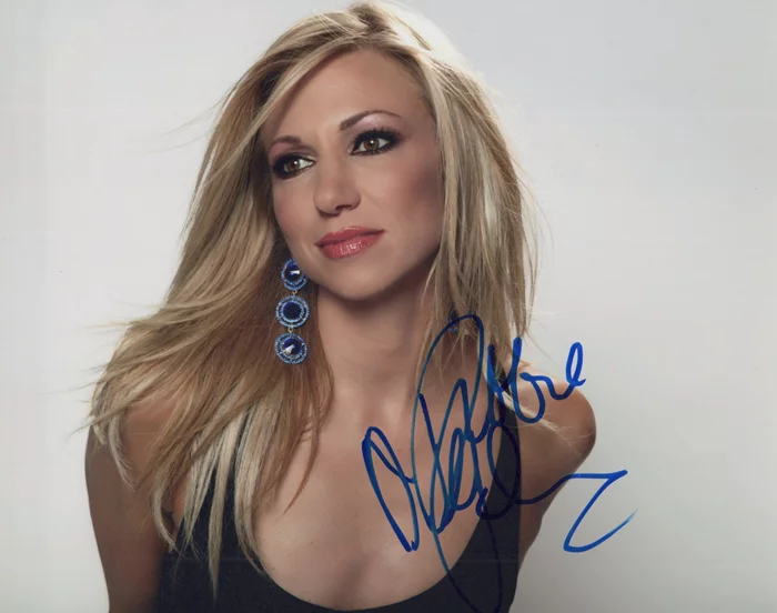 Debbie Gibson autograph