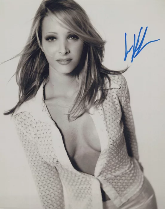 Lisa Kudrow autograph
