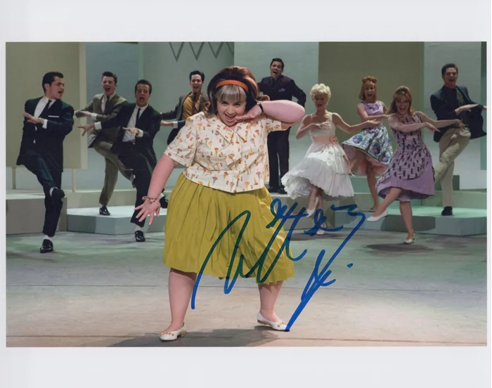 Nikki Blonsky autograph