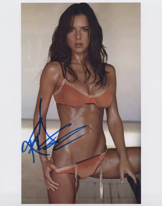 Kelly Monaco autograph