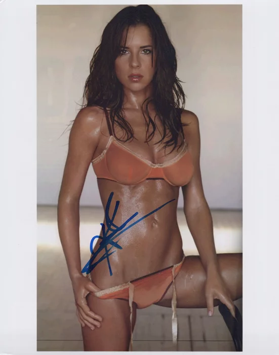 Kelly Monaco autograph