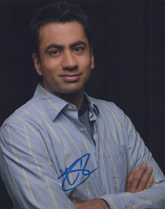 Kal Penn autograph
