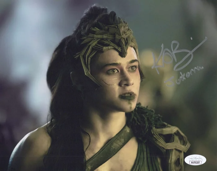Katy O'Brian autograph