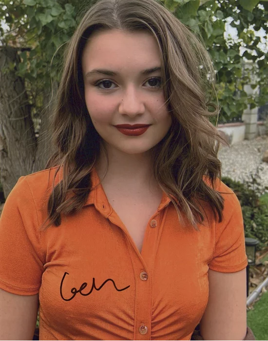 Gemma Allen autograph