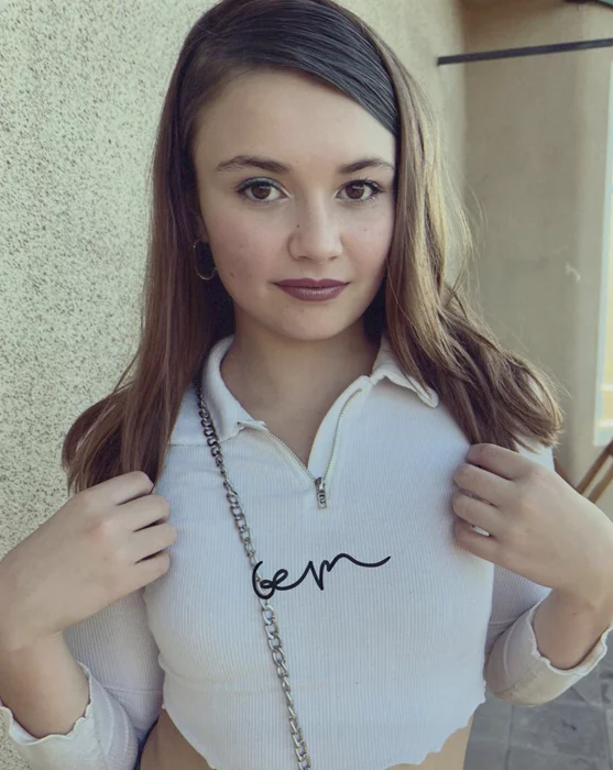 Gemma Allen autograph