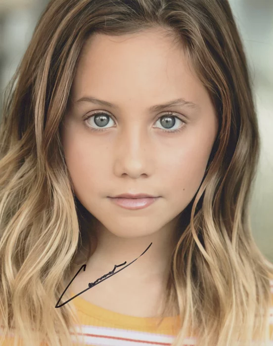 Channah Zeitung autograph