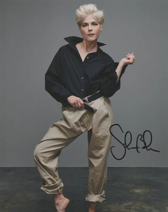 Selma Blair autograph