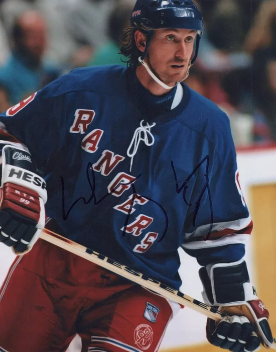 Wayne Gretzky autograph