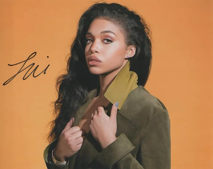 Lori Harvey autograph