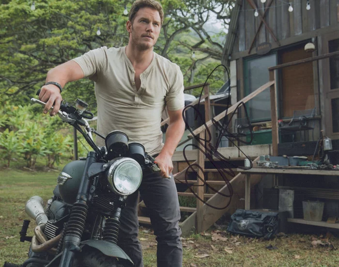 Chris Pratt autograph