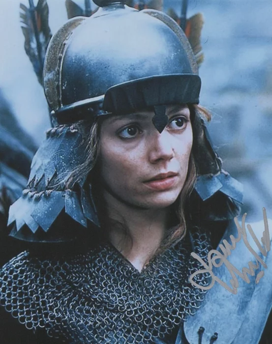 Joanne Whalley autograph