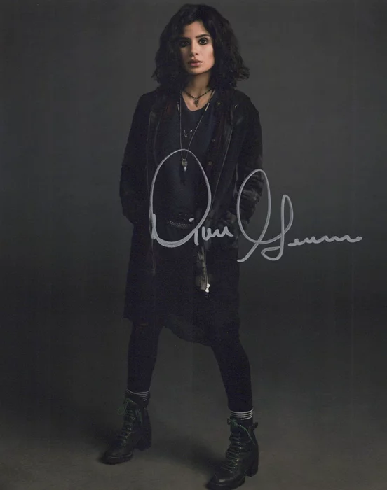 Diane Guerrero autograph