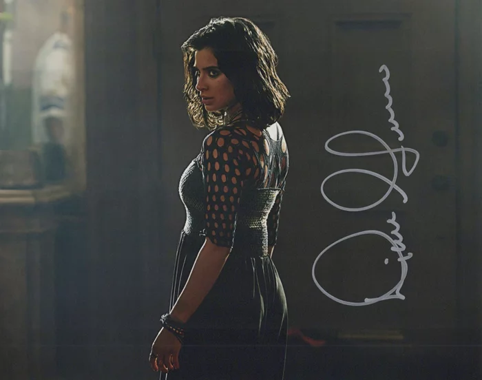 Diane Guerrero autograph